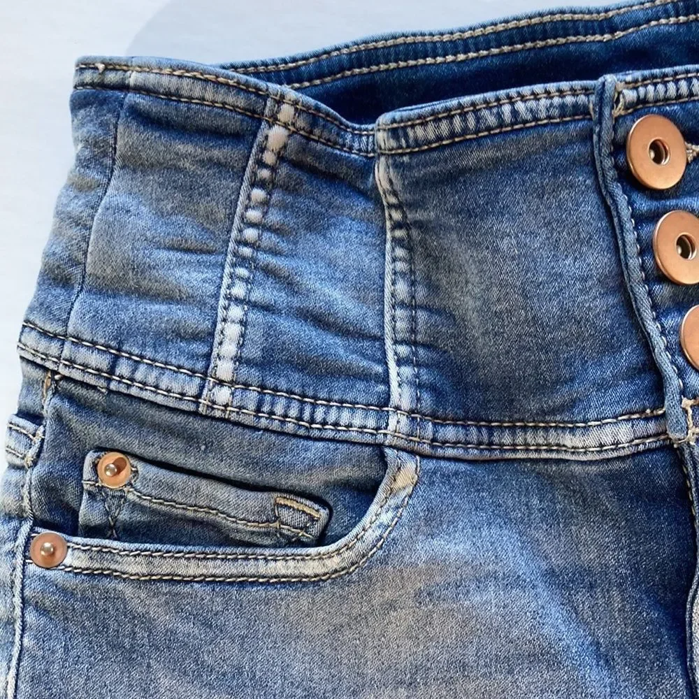 👖High Rise Sculpting Skinny Crop Distressed Jeans Size 9 - Picture 6 of 14